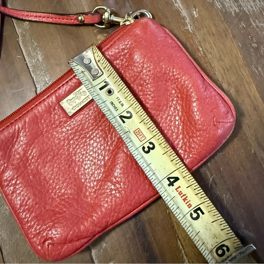 Coach Leather‎ Wristlet Wallet Pink Orange